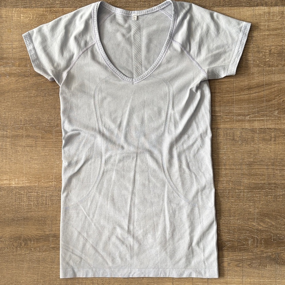 Lululemon Run Swiftly Tech V Neck